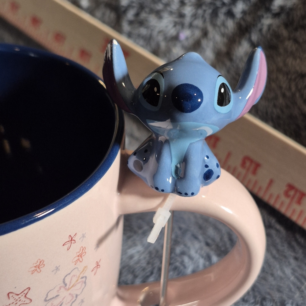 NWT Pink and Blue Stitch Mug with Figurine Stirrer - Picture 2 of 12